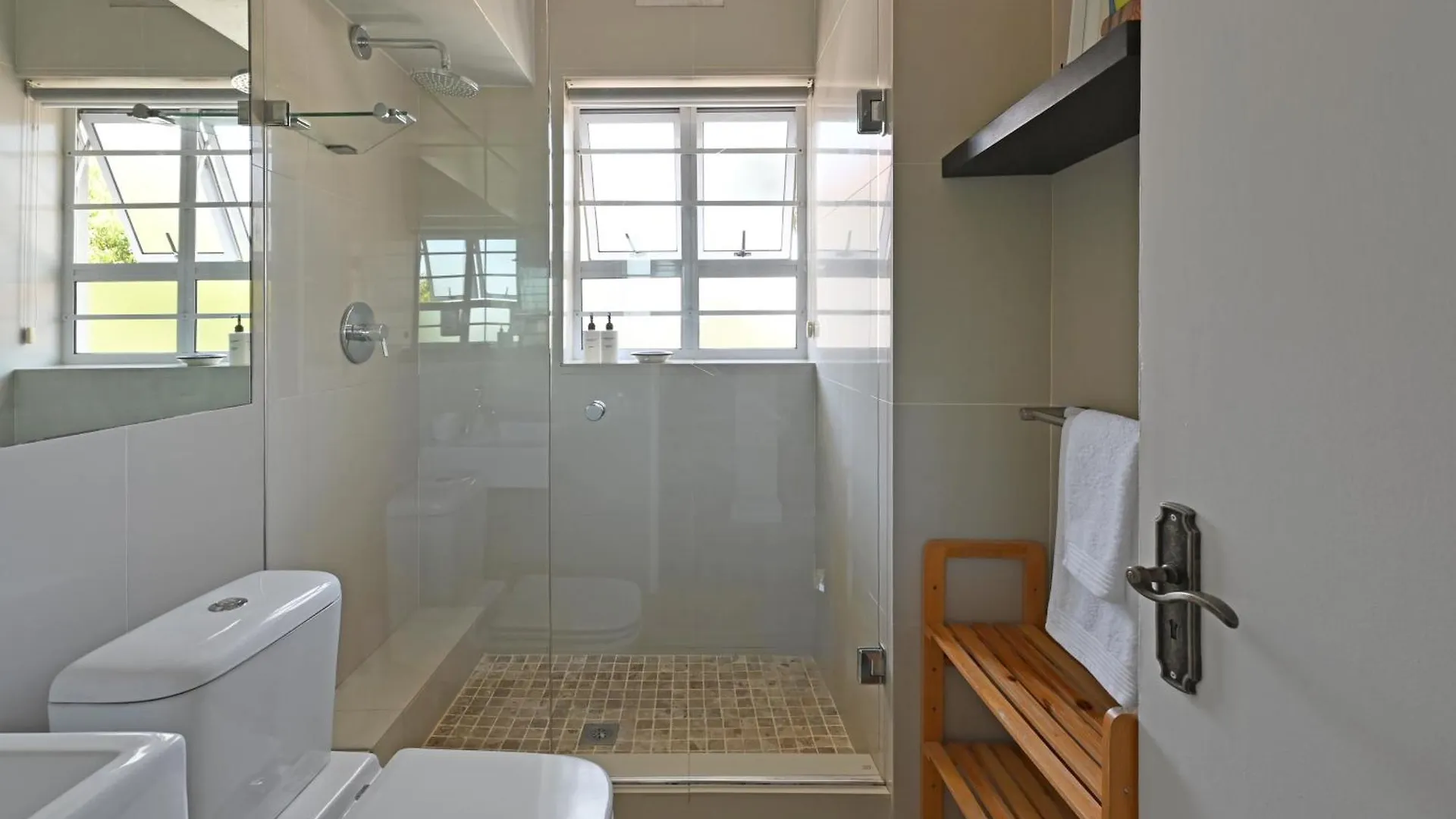 Peaceful Haven Table Mountain Tranquil & Quiet Apartment Cape Town South Africa